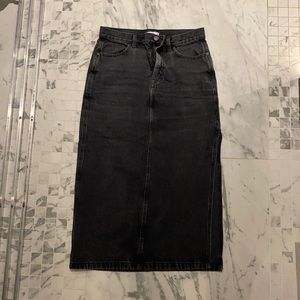 Midi Jean skirt with a slit